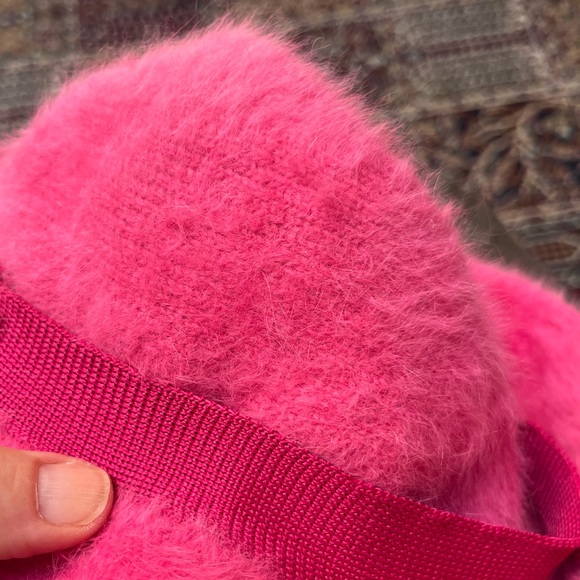 fuzzy hat, adult OS - Picture 4 of 4